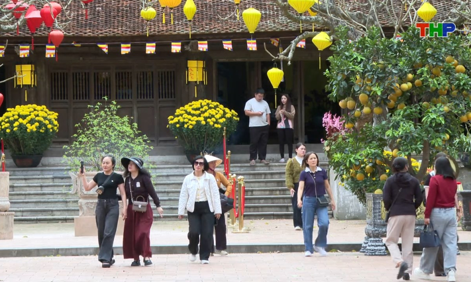 Kh&ocirc;ng gian sống: Kh&ocirc;ng gian du xu&acirc;n tại c&aacute;c di t&iacute;ch