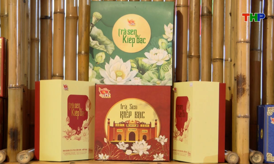 Ẩm thực: Tr&agrave; sen Kiếp Bạc