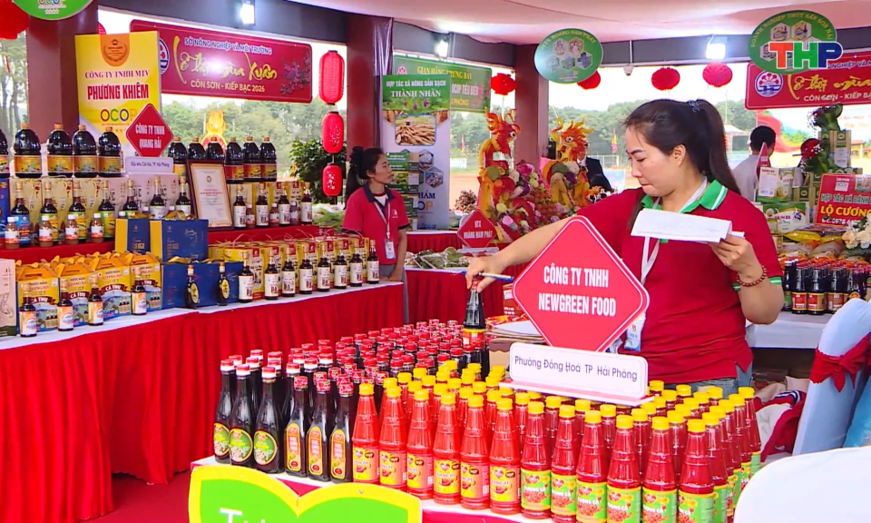 S&ocirc;i động Tuần Văn h&oacute;a, Du lịch v&agrave; X&uacute;c tiến thương mại tại Lễ hội m&ugrave;a xu&acirc;n C&ocirc;n Sơn - Kiếp Bạc 2026