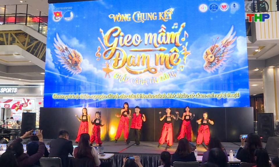 Lăng k&iacute;nh tuổi hoa: C&acirc;u lạc bộ ph&aacute;t triển Cộng đồng thiếu nhi Hải Ph&ograve;ng