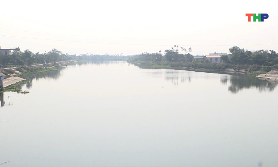 Bảo vệ nguồn nước s&ocirc;ng Đa Độ