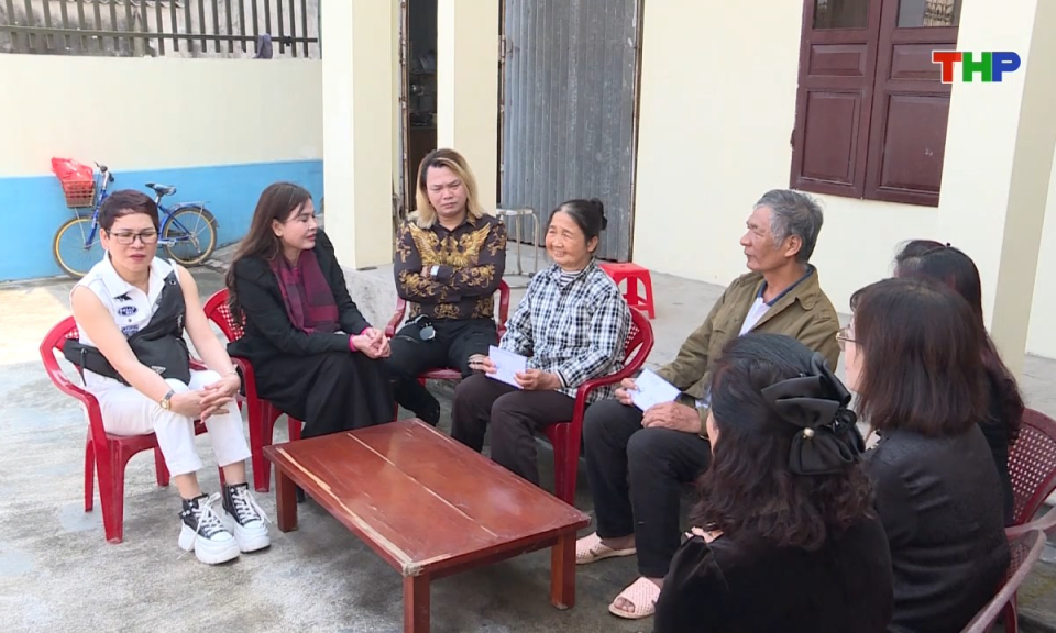 Ng&agrave;y nữa để y&ecirc;u thương: Chăm lo cho người yếu thế