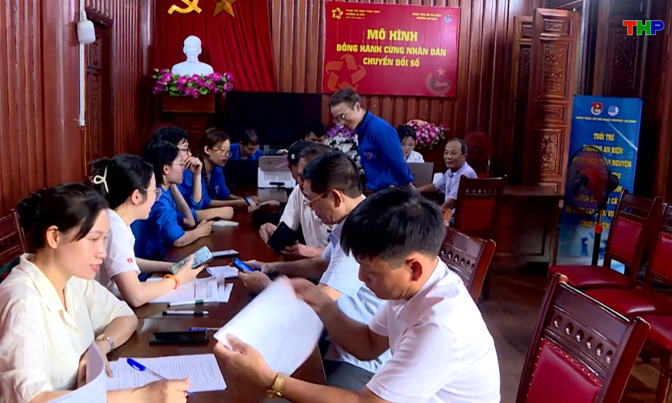 G&oacute;c nh&igrave;n trẻ: Thắp s&aacute;ng t&igrave;nh y&ecirc;u Tổ quốc về ngọn lửa sống đẹp của người trẻ