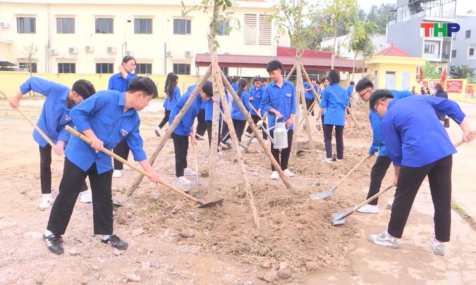 Tự h&agrave;o truyền thống Đo&agrave;n Thanh ni&ecirc;n Cộng sản Hồ Ch&iacute; Minh