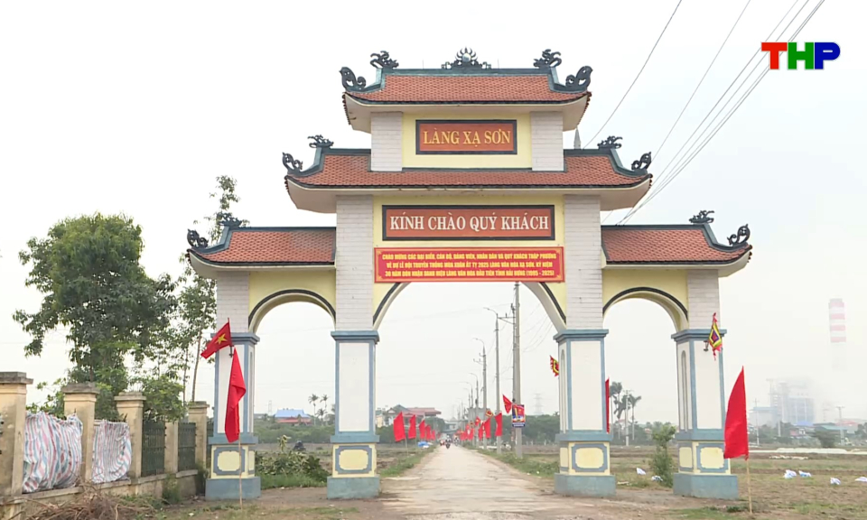 H&agrave;nh tr&igrave;nh đỏ: Thăm l&agrave;ng cổ Xạ Sơn