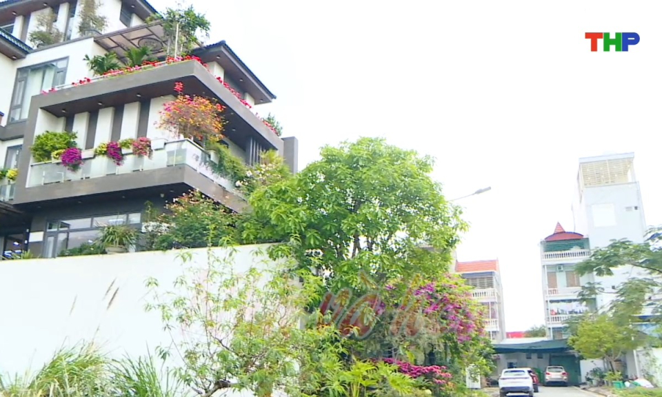 Kh&ocirc;ng gian sống: Nh&agrave; v&agrave; hoa