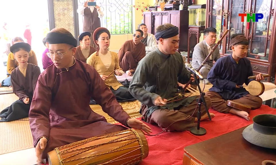 Ch&acirc;n dung cuộc sống: Neo giữ hồn xẩm