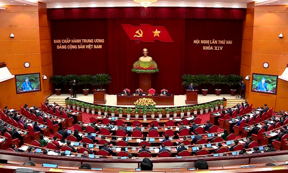 X&acirc;y dựng Đảng: Ki&ecirc;n định ch&iacute;nh trị, tư tưởng - Đưa Nghị quyết của Đảng v&agrave;o cuộc sống