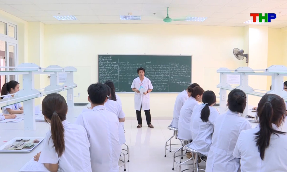 Con đường lựa chọn: Hướng mở nghề nghiệp cho học sinh sau trung học cơ sở