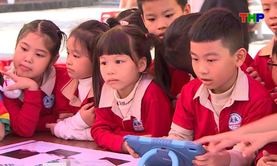 Ch&iacute;nh s&aacute;ch ph&aacute;p luật: Cơ chế th&uacute;c đẩy gi&aacute;o dục v&agrave; đ&agrave;o tạo từ Nghị quyết 71 của Bộ Ch&iacute;nh trị 