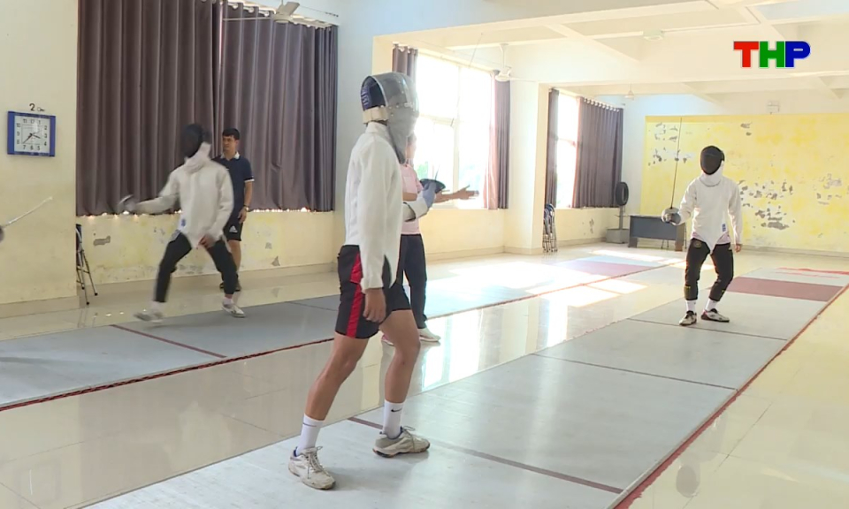 Cận cảnh: N&acirc;ng tầm đấu kiếm Hải Ph&ograve;ng