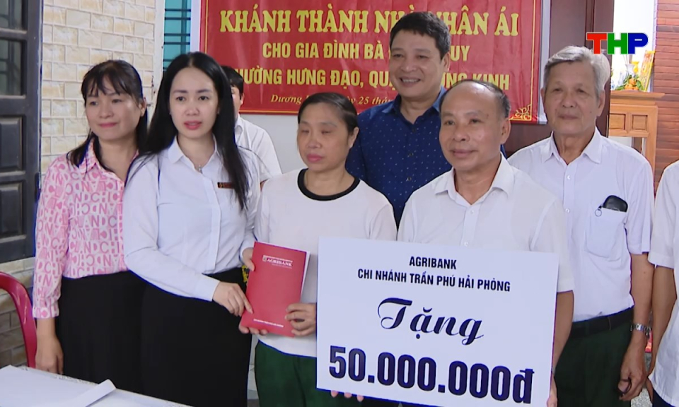 Ng&agrave;y nữa để y&ecirc;u thương: Chăm lo cho người khuyết tật