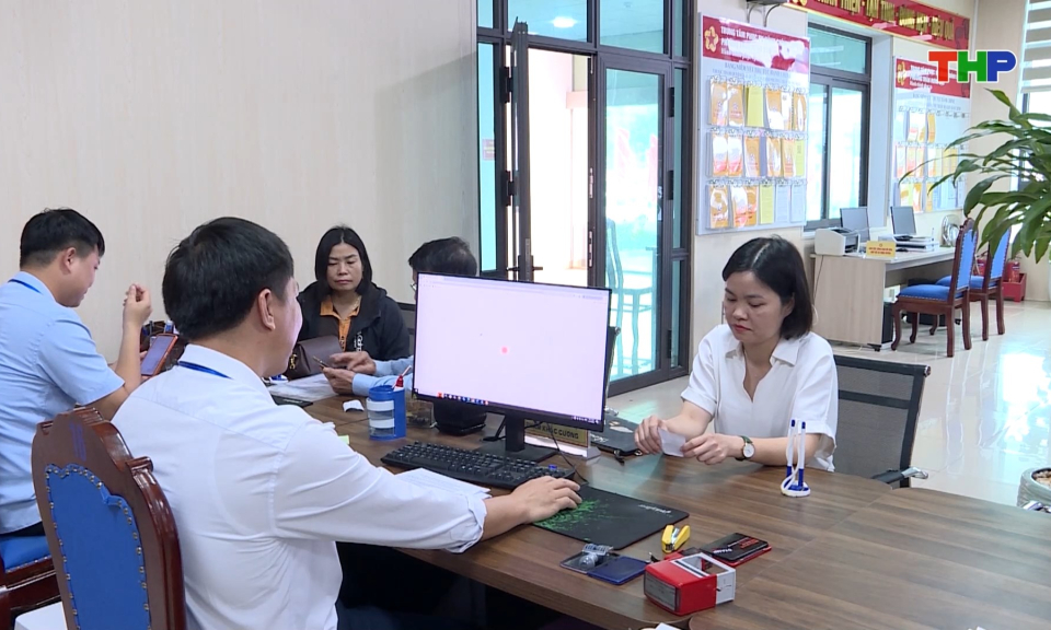 Xây dựng chính quyền thân thiện, phục vụ người dân, doanh nghiệp