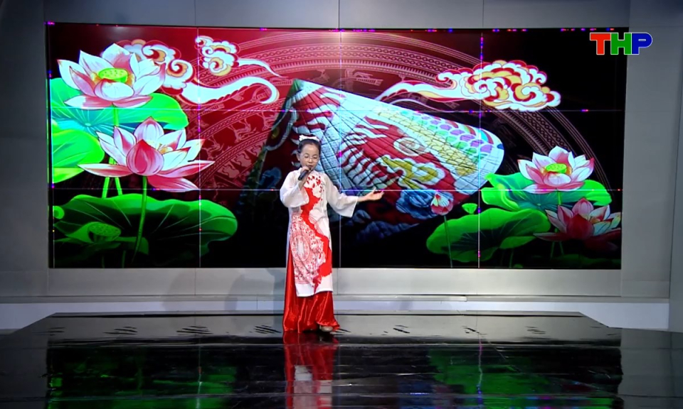 Lăng k&iacute;nh tuổi hoa: Tiếng h&aacute;t tuổi hoa