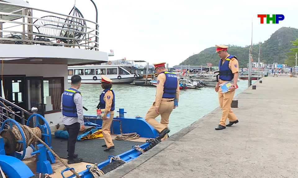 Bảo đảm an to&agrave;n cho du kh&aacute;ch trong m&ugrave;a du lịch