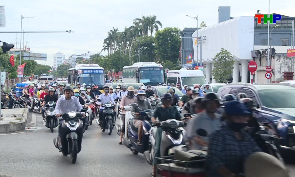 An to&agrave;n giao th&ocirc;ng: Giao th&ocirc;ng xanh: Kiểm so&aacute;t kh&iacute; thải ngay từ đầu nguồn