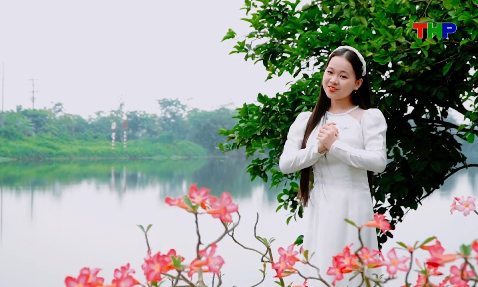 Lăng k&iacute;nh tuổi hoa: Sơn ca Nguyễn Hải Yến