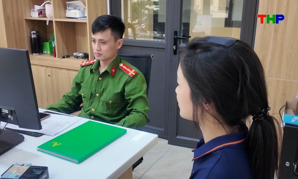 Bảo đảm tiến độ cấp t&agrave;i khoản định danh điện tử mức 2 cho học sinh