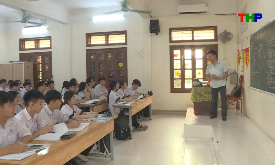 V&igrave; cộng đồng: Giảm &aacute;p lực từ những kỳ thi tuyển