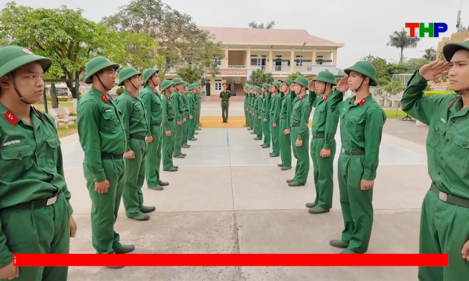 Qu&acirc;n khu 3: Chiến sĩ mới nỗ lực luyện r&egrave;n để trưởng th&agrave;nh