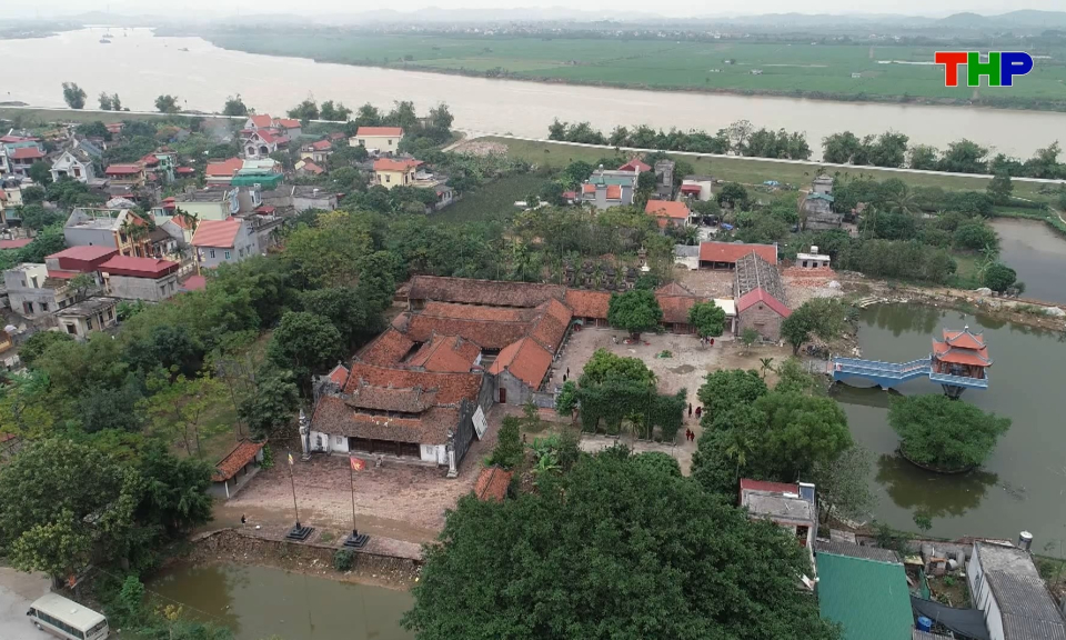 Chạm Hải Ph&ograve;ng: Ch&ugrave;a Trăm Gian