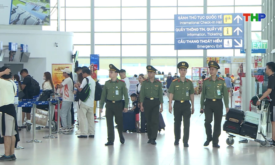 Bảo đảm an ninh h&agrave;ng kh&ocirc;ng dịp nghỉ lễ 