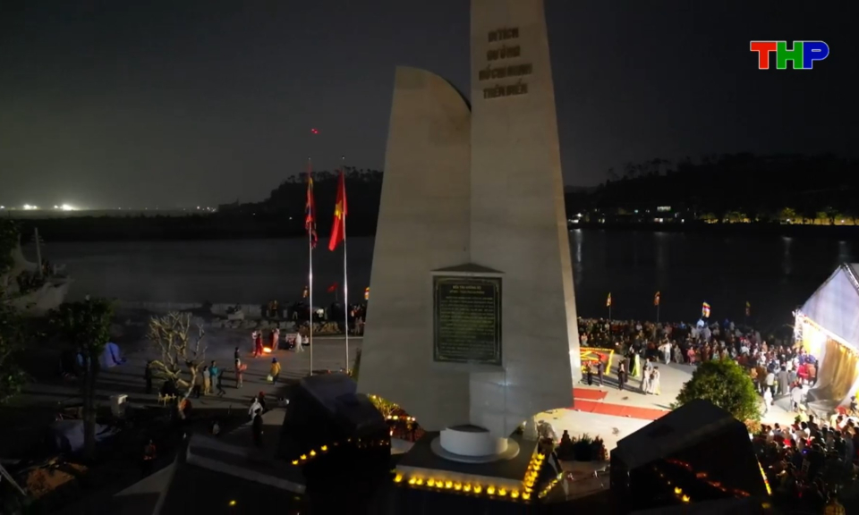 Ph&aacute;t triển kh&ocirc;ng gian du lịch biển - đảo - di sản t&acirc;m linh