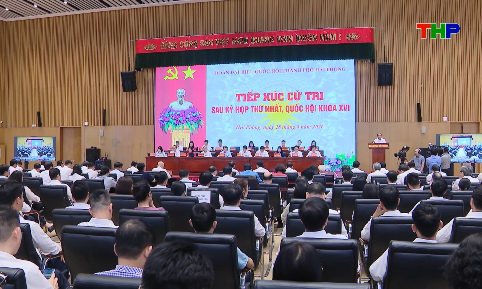 Thủ tướng Chính phủ tiếp xúc cử tri thành phố Hải Phòng sau Kỳ họp thứ nhất, Quốc hội khóa XVI