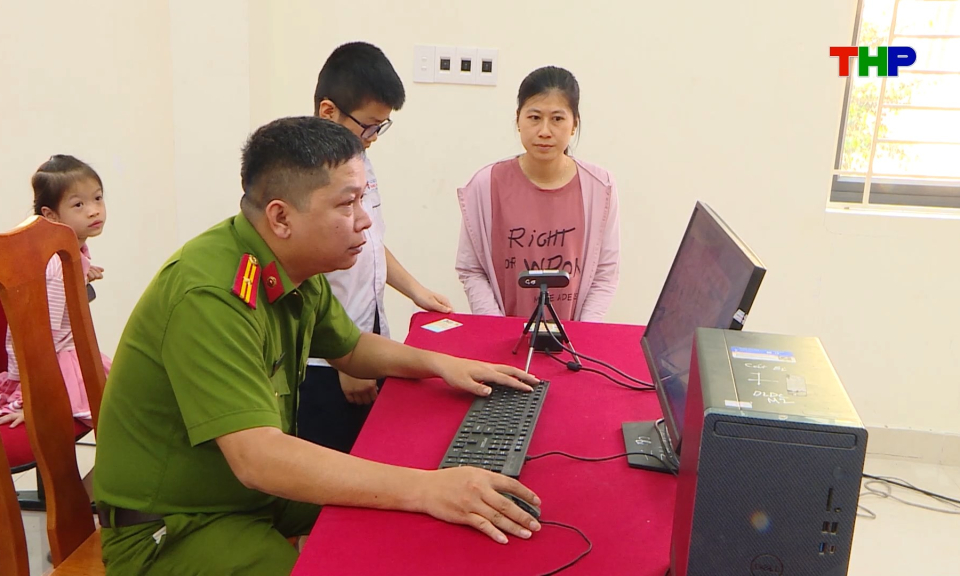 Cao điểm cấp căn cước cho trẻ từ 6 đến dưới 14 tuổi