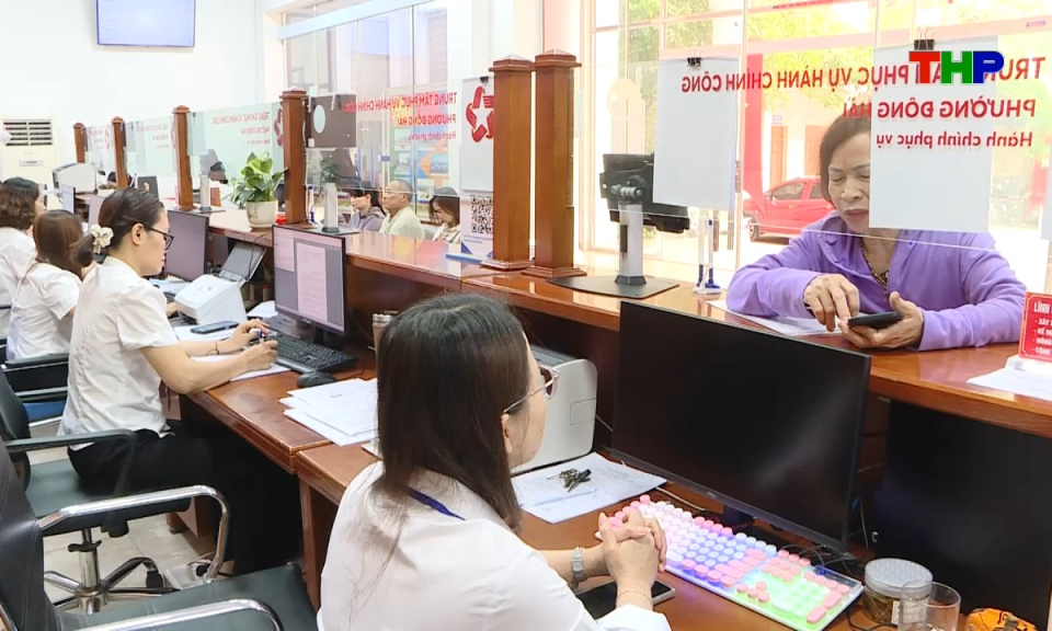 Ph&aacute;p luật v&agrave; cuộc sống: N&acirc;ng cao hiệu lực, hiệu quả hoạt động của ch&iacute;nh quyền cấp x&atilde;