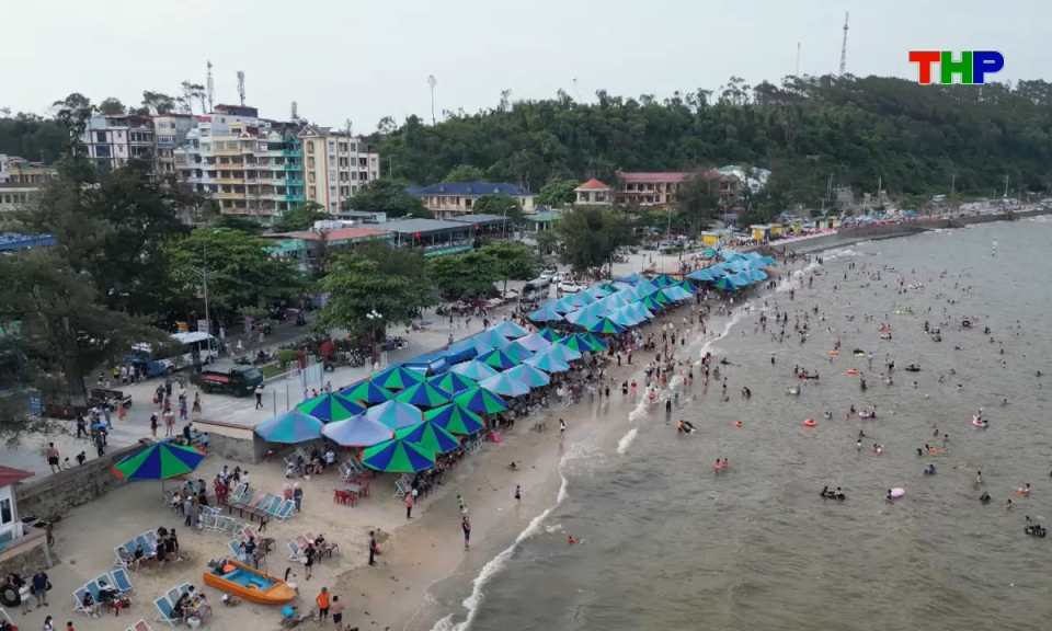 Tạp ch&iacute; kinh tế: Du lịch Hải Ph&ograve;ng bước v&agrave;o m&ugrave;a cao điểm