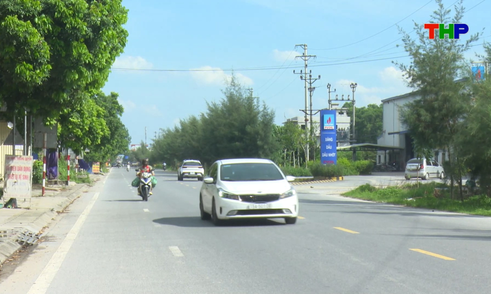 Bảo đảm an to&agrave;n giao th&ocirc;ng trong thời tiết nắng n&oacute;ng