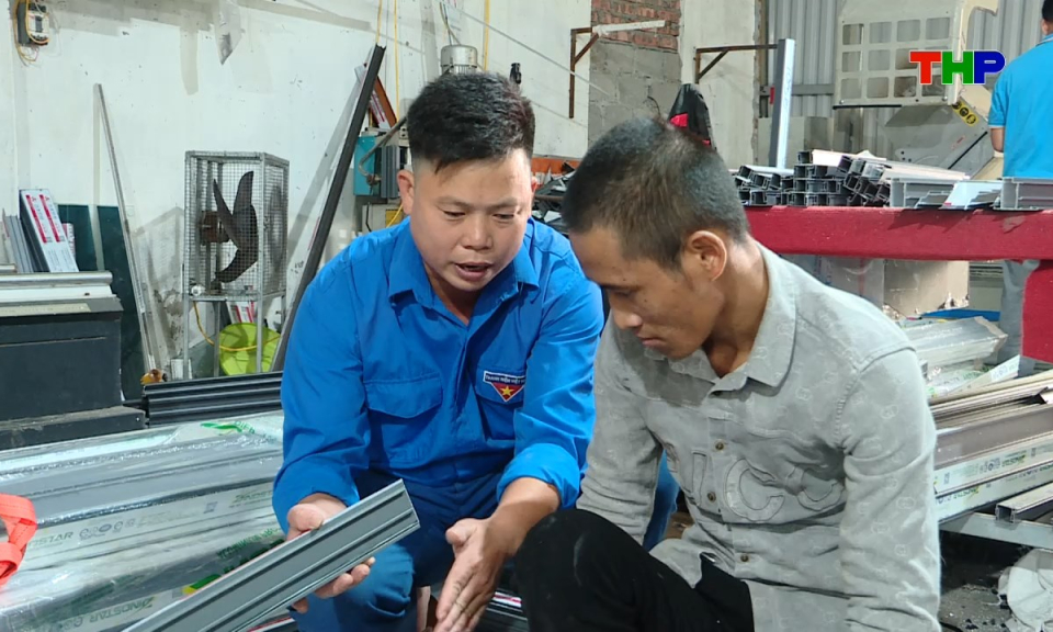 Ch&iacute;nh s&aacute;ch ph&aacute;p luật: Hỗ trợ để thanh ni&ecirc;n t&igrave;m cơ hội việc l&agrave;m 
