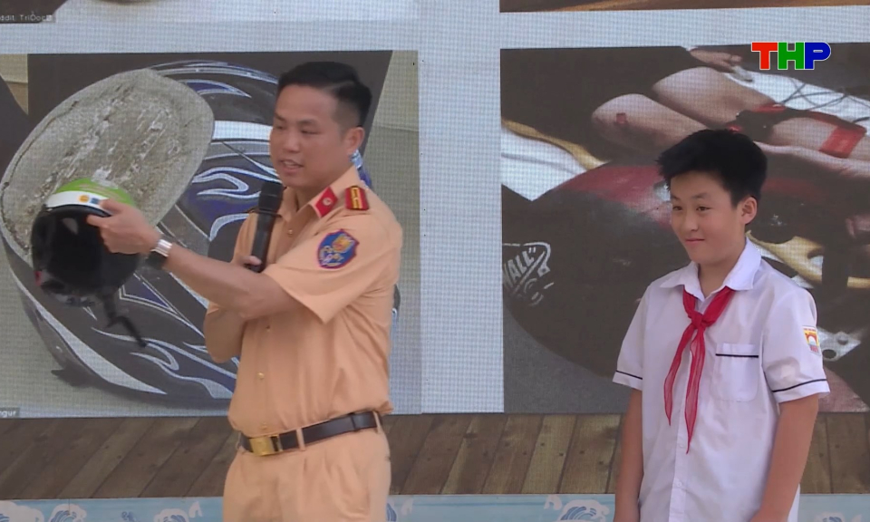 Bảo đảm an to&agrave;n giao th&ocirc;ng trong trường học 