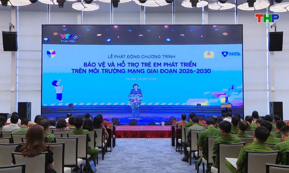 Bảo vệ v&agrave; hỗ trợ trẻ em ph&aacute;t triển tr&ecirc;n m&ocirc;i trường mạng