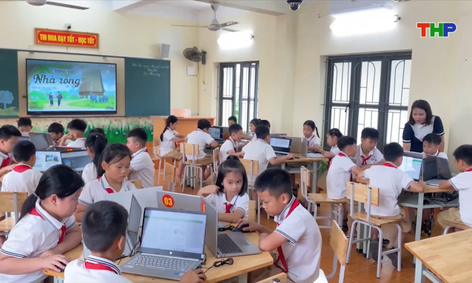 X&acirc;y dựng trường chuẩn quốc gia đ&aacute;p ứng nhu cầu dạy v&agrave; học 