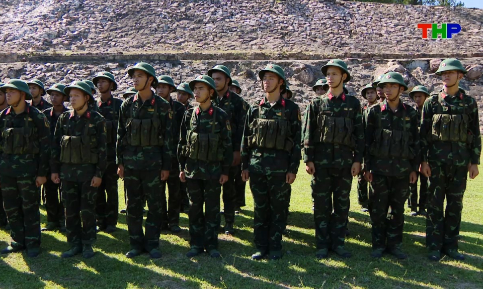 Quốc ph&ograve;ng địa phương: Bước trưởng th&agrave;nh của chiến sĩ mới