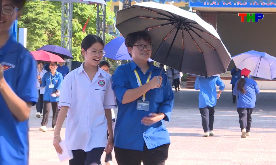Ng&agrave;y thứ hai kỳ thi v&agrave;o lớp 10 THPT 