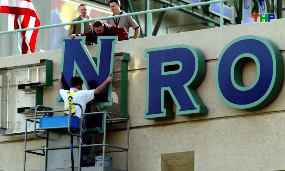 Hồ sơ quốc tế: Enron - Từ biểu tượng s&aacute;ng tạo đến vụ b&ecirc; bối t&agrave;i ch&iacute;nh lớn nhất nước Mỹ