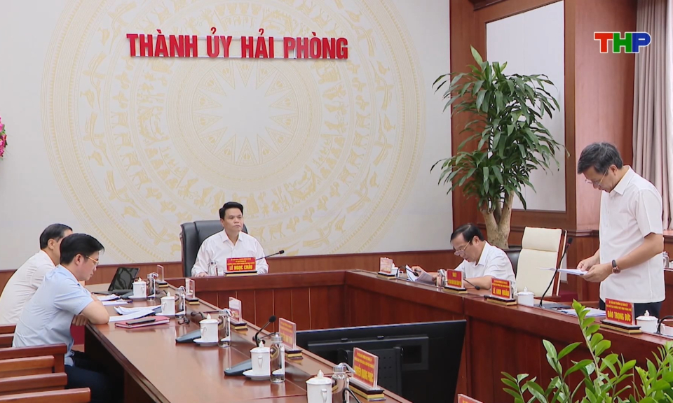 Thường trực Th&agrave;nh ủy cho &yacute; kiến về c&aacute;c nhiệm vụ ph&aacute;t triển nh&agrave; ở v&agrave; c&ocirc;ng nghiệp