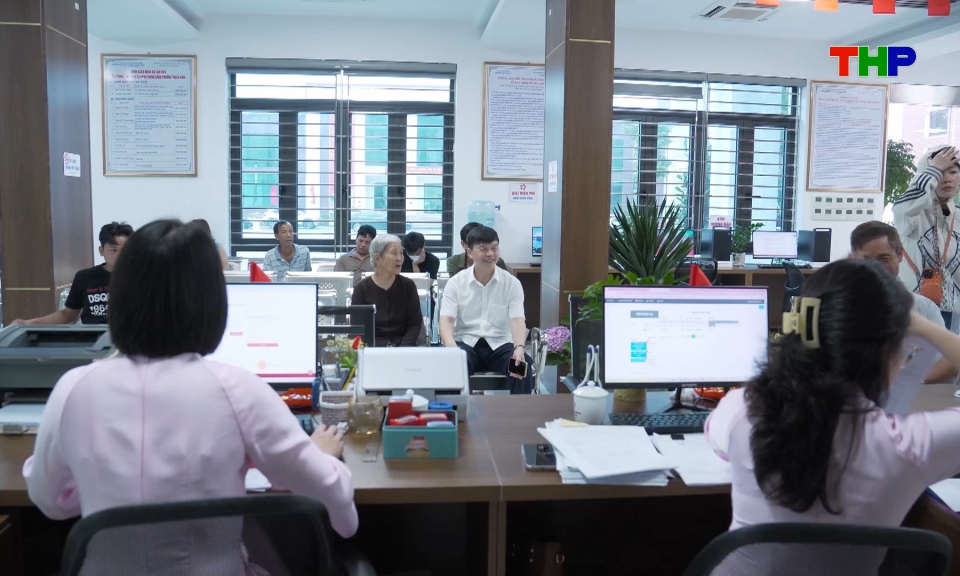 X&acirc;y dựng &ldquo;Ch&iacute;nh quyền th&acirc;n thiện&rdquo; v&igrave; nh&acirc;n d&acirc;n phục vụ