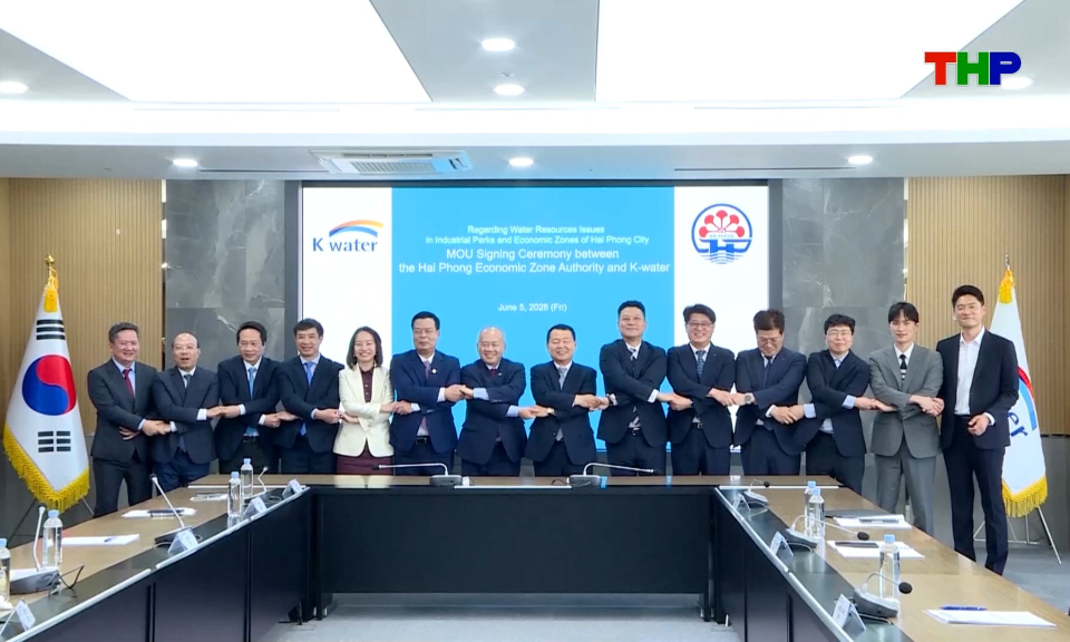 Hợp tác quốc tế trong quản lý tài nguyên nước                         