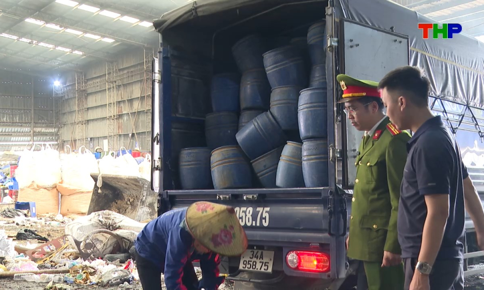 Ph&aacute;p luật v&agrave; cuộc sống: Hải Ph&ograve;ng tuy&ecirc;n chiến với thực phẩm bẩn