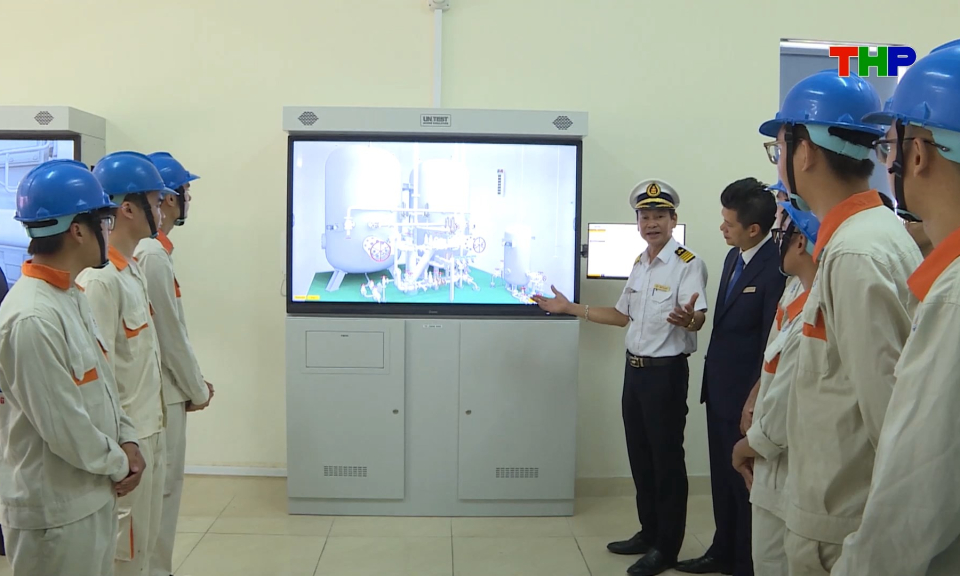 N&acirc;ng cao chất lượng đ&agrave;o tạo, huấn luyện h&agrave;ng hải