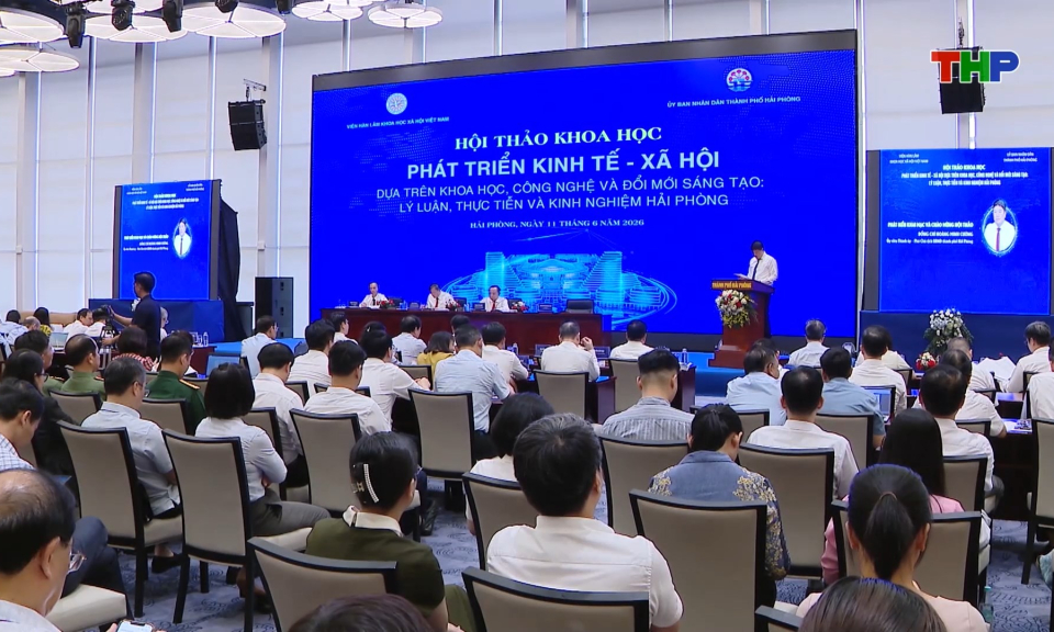 Hội thảo khoa học ph&aacute;t triển kinh tế x&atilde; hội dựa tr&ecirc;n khoa học c&ocirc;ng nghệ v&agrave; đổi mới s&aacute;ng tạo