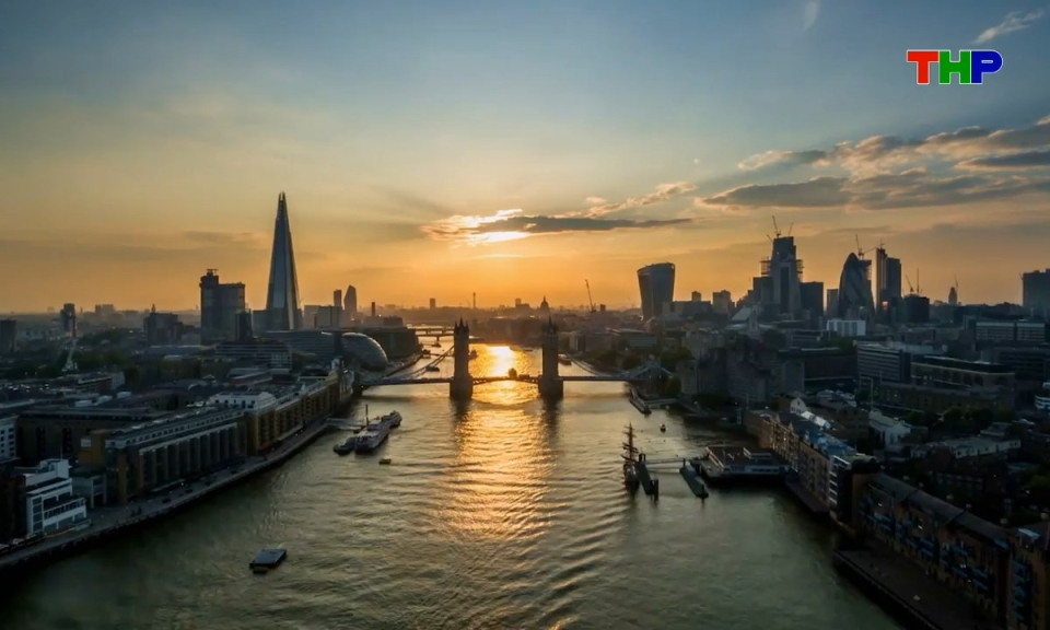 Kh&aacute;m ph&aacute; thế giới: Sự trỗi dậy của th&agrave;nh phố London, Vương quốc Anh