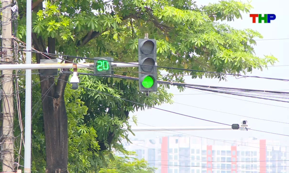 An to&agrave;n giao th&ocirc;ng: Camera an ninh: Mắt thần giữ g&igrave;n trật tự an to&agrave;n giao th&ocirc;ng