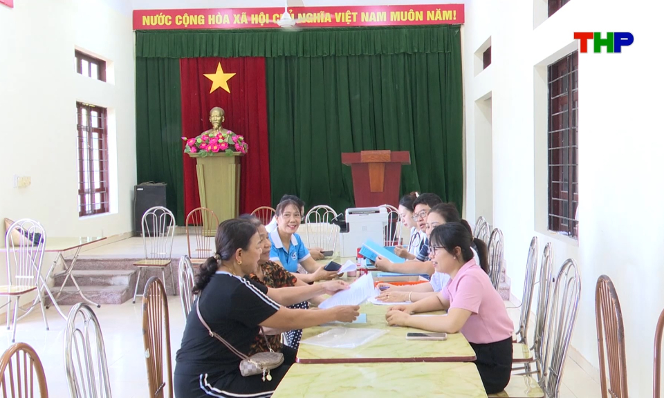 Hỗ trợ người d&acirc;n giải quyết thủ tục h&agrave;nh ch&iacute;nh lưu động