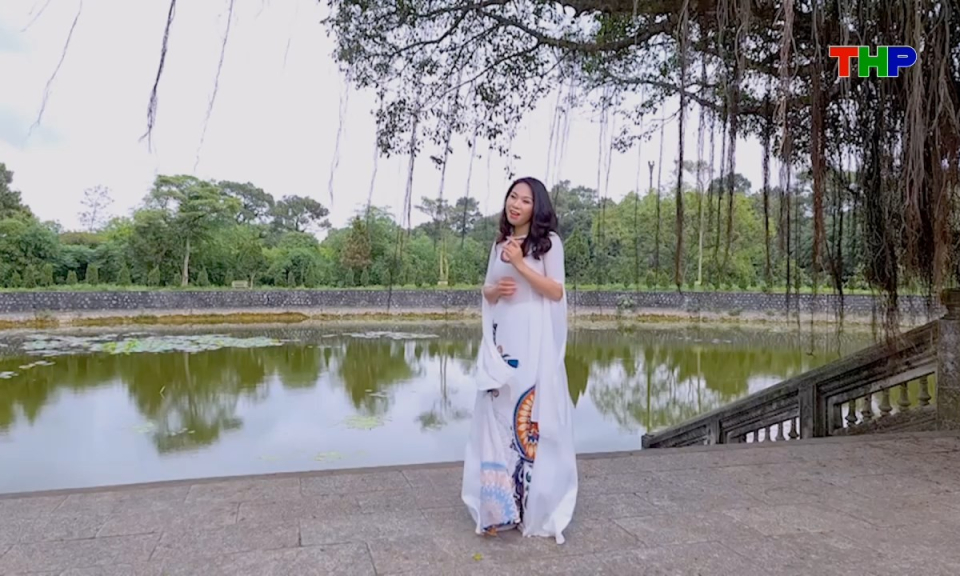 Ca nhạc: Tiếng gọi t&igrave;nh qu&ecirc;