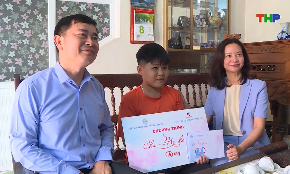 Hỗ trợ trẻ em c&oacute; ho&agrave;n cảnh kh&oacute; khăn